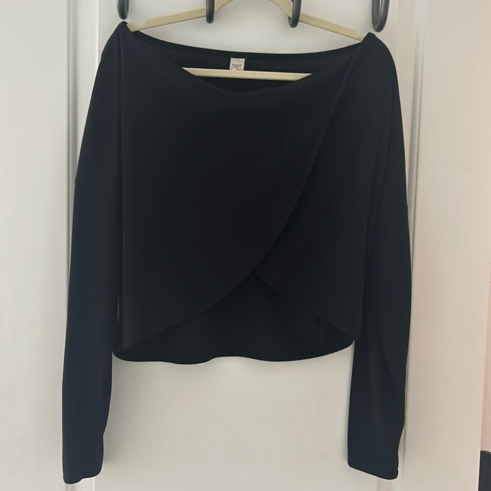 Boat Neck Long-sleeve Top